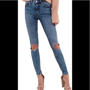 Free People | Busted Knee Skinny Jeans | 26